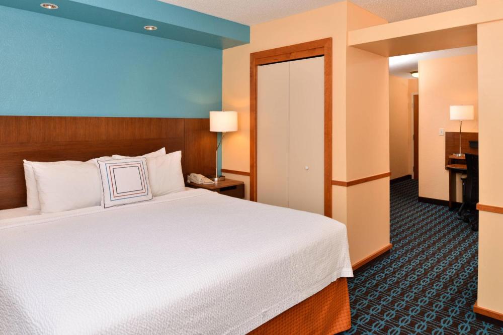 Executive King Suite interior